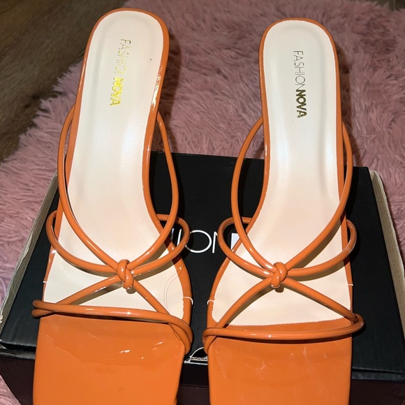 Sandals heels 🤎 - Picture 1 of 4